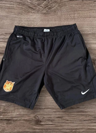 Short Nike Vintage - Noir - Taille M, marque: Nike, état: Très bon état, taille: M, 7,00 €, 8,05 € Protection acheteurs (Pro) incluse