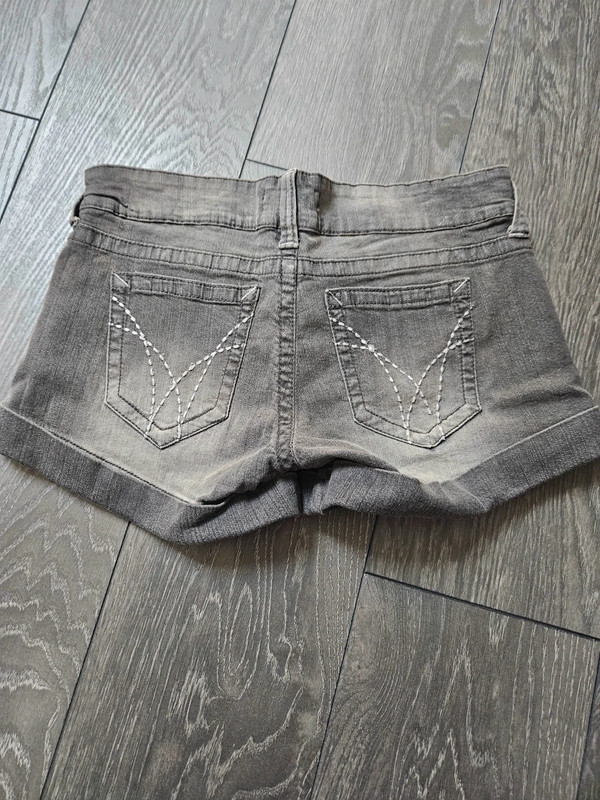 To the max denim short 4