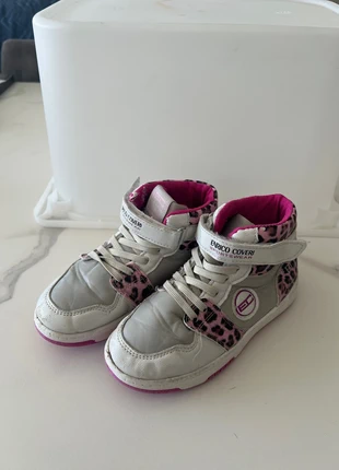 Baskets à scratch Enrico Coveri taille 31, marque: Enrico Coveri, état: Satisfaisant, taille: 31, 2,00 €, 2,80 € Protection acheteurs incluse