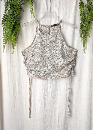 Débardeur court satiné crème à pois noir à froncer "Zara", brand: Zara, condizioni: Ottime, taglia: S / IT 40 / EU 36, €3.90, €4.80 include la Protezione acquisti Pro