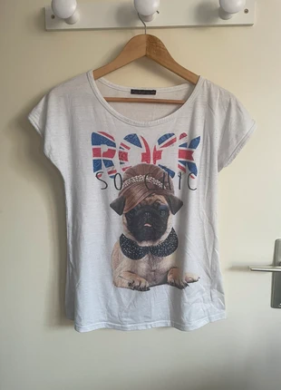 T-shirt « rock so chic » drapeau Royaume-Uni avec chien carlin, brand: Fashion Private Company, condition: Good, size: M / 38 / 10, €1.00, €1.75 includes Buyer Protection