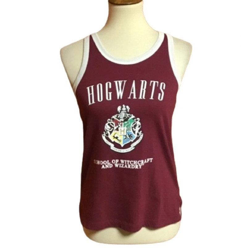 Hogwarts witchcraft & wizardry tank top 1