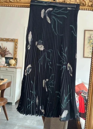 Jupe plissé Ba&sh à motif de grues -, marque: Ba&sh, état: Très bon état, taille: XS / 34 / 6, 50,00 €, 53,20 € Protection acheteurs incluse