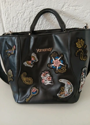 Sac à main avec bandoulière. Cuir véritable. Noir et motifs colorés. Yamamay, marque: yamamay, état: Très bon état, 9,98 €, 11,18 € Protection acheteurs incluse
