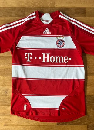 FC Bayern Retro Trikot, brand: adidas, condizioni: Ottime, taglia: S, €69.99, €74.19 include la Protezione acquisti