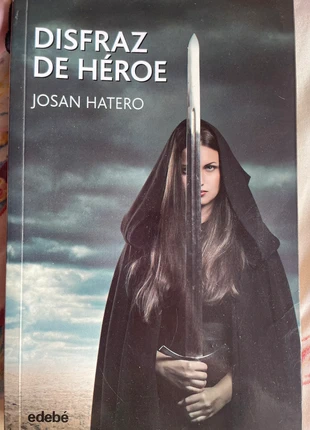 Libro: Disfraz de heroe, état: Très bon état, 6,00 €, 7,00 € Protection acheteurs incluse