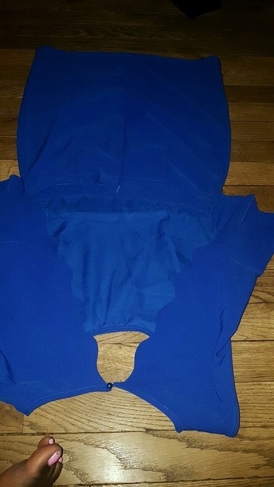 Robe dos nue bleu électrique  2