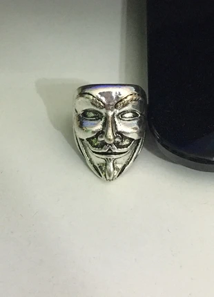 Anello V per Vendetta, marque: anello, état: Neuf sans étiquette, taille: 15,7 mm, 7,00 €, 8,05 € Protection acheteurs incluse