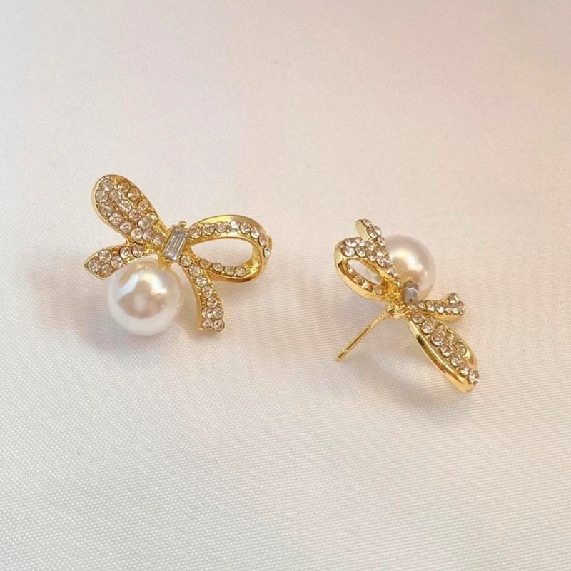 Bow White Pearl Stud Earrings 3