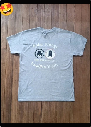 T-shirt collector St Patrick chicago student collège L, brand: Vintage Dressing, condizioni: Nuovo senza cartellino, taglia: L, €4.00, €4.90 include la Protezione acquisti