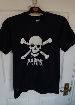 PARIS Skull & Crossbones Tee – Size Small, brand: Fruit of the Loom, condition: Satisfactory, size: S, €2.00, €2.80 includes Buyer Protection