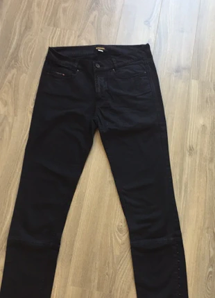 Diesel katoenen broek met details, marque: Diesel, état: Neuf sans étiquette, taille: M / 38 / 10, 25,00 €, 26,95 € Protection acheteurs incluse