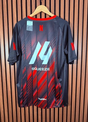 Maillot GP explorer Squeezie Noir et Rouge Taille XL, marque: GP Explorer, état: Très bon état, taille: XL, 125,00 €, 131,95 € Protection acheteurs incluse