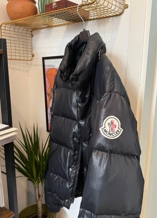 Vintage Moncler Puffer Jacket – Iconic Crop Model, marke: Moncler, zustand: Gut, größe: M, 170,00 €, 179,20 € inklusive Vinted-Käuferschutz