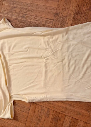 Top asymétrique, marke: Boutique indépendante, zustand: Sehr gut, größe: S / 36 / 8, 5,00 €, 5,95 € inklusive Vinted-Käuferschutz