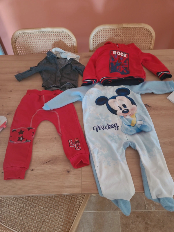 Lot vêtements discount bébé