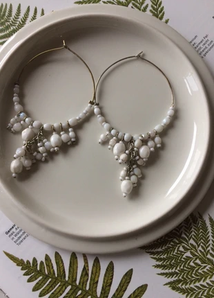 Kreolen mit kleinen weißen steinchen , marque: Bijou Brigitte, état: Très bon état, 4,00 €, 4,90 € Protection acheteurs incluse