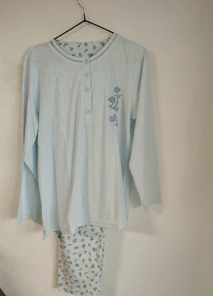 Neuer Damen-Schlafanzug in Hellblau – Gr. 36/38, merk: Sonstiges, staat: Nieuw zonder prijskaartje, maat: S / 36 / 8, € 6,50, € 7,53 inclusief Kopersbescherming