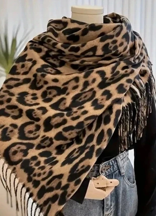 Heerlijke sjaal, brand: Made In Italy, condizioni: Nuovo senza cartellino, €12.50, €13.83 include la Protezione acquisti