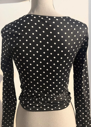 Top pois noir et blanc Vinted