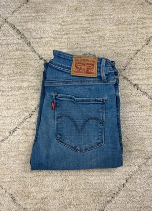 Jean Levi’s Femme Bleu W28 L32 | Mid Rise Skinny | Taille 38 | Très Bon État | LLP225, marque: Levi's, état: Très bon état, taille: M / 38 / 10, 20,70 €, 22,44 € Protection acheteurs (Pro) incluse