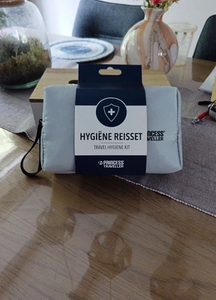 Princess traveler hygiëne reisset, merk: Princess, staat: Nieuw zonder prijskaartje, € 5,00, € 5,95 inclusief Kopersbescherming
