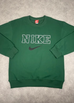 Pull Nike Vintage M, marque: Nike, état: Très bon état, taille: M, 20,00 €, 21,70 € Protection acheteurs incluse