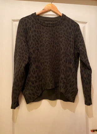 Pull Léopard en cachemire, marque: Zadig & Voltaire, état: Très bon état, taille: XS / 34 / 6, 100,00 €, 105,70 € Protection acheteurs incluse