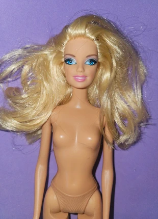 Barbie anos 2000, brand: Barbie, condizioni: Buone, taglia: Taglia unica, €4.00, €4.90 include la Protezione acquisti