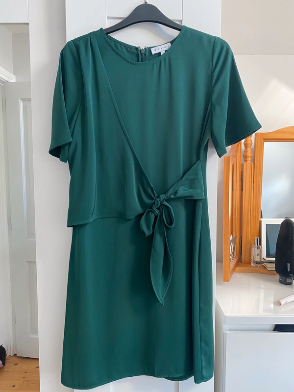 Green front tie dress - Warehouse - Vinted