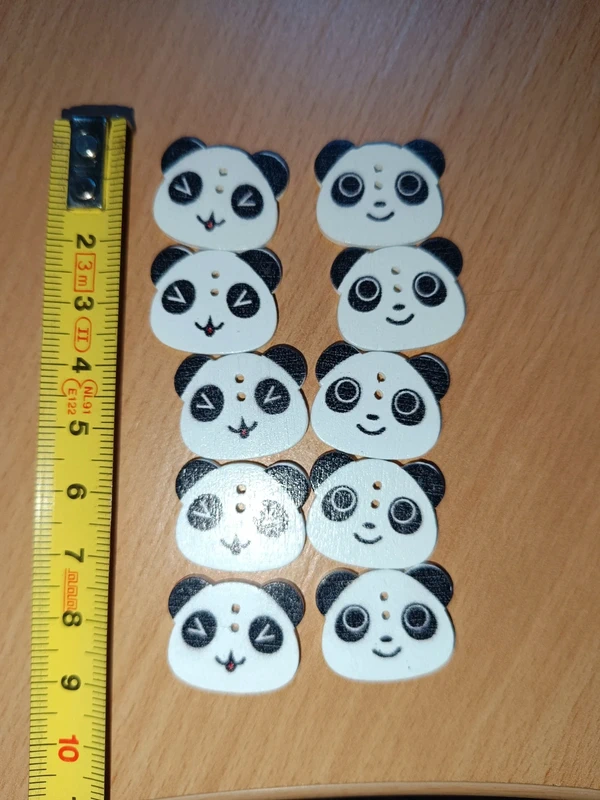 Lot de 10 boutons panda en bois
22*18 mm