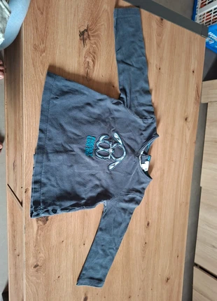 Pulls avec ouverture derrière, marque: Obaïbi, état: Neuf sans étiquette, taille: 12-18 mois / 80 cm, 2,00 €, 2,80 € Protection acheteurs incluse