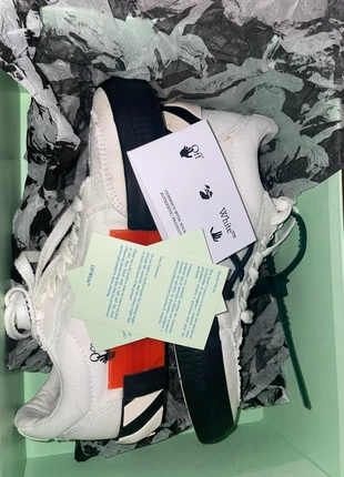 Off-white Sneakers, marca: Off-White, estado: Bueno, tamaño: 38, 64,00 €, 67,90 € Protección al comprador incluida