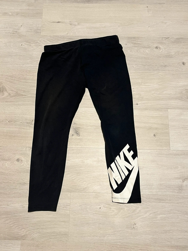 Schwarze Nike Leggins 1