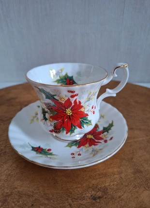 Royal albert Poinsetta/Yuletide, marque: ROYAL ALBERT, état: Très bon état, 29,50 €, 31,68 € Protection acheteurs incluse