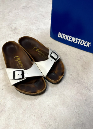 Sandale Claquette à Simple Bride Birkenstock Madrid Blanche Taille 36 Birko Flor Cuir, marke: Birkenstock, zustand: Sehr gut, größe: 36, 25,00 €, 26,95 € inklusive Vinted-Käuferschutz