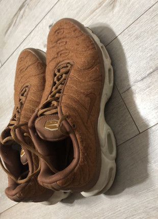 nike tn marron camel Vinted