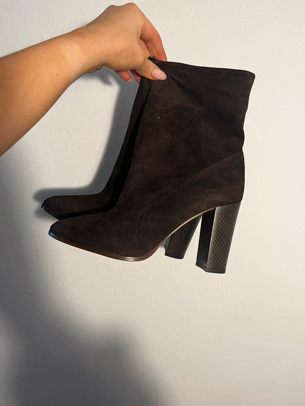 Karen millen clearance suede boots