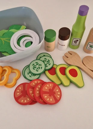 Jeu en bois salade légumes, marque: Bel'igi, état: Neuf avec étiquette, taille: 3 ans / 98 cm, 15,00 €, 16,45 € Protection acheteurs incluse