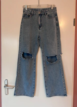 Pantalon coup droite troué - Taille M, marque: Shein, état: Très bon état, taille: M / 38 / 10, 3,00 €, 3,85 € Protection acheteurs incluse