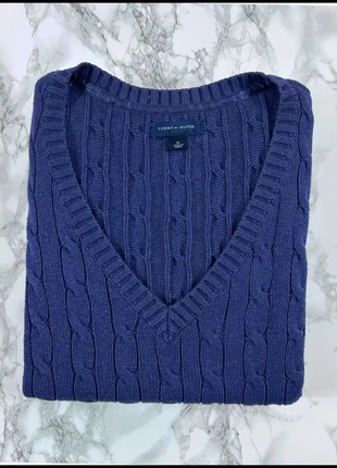 Sweat/Pull Tommy Hilfiger Bleu marine/ Torsadé/ Col V / Logo brodé / Taille S/M Femme, marke: Tommy Hilfiger, zustand: Sehr gut, größe: M / 38 / 10, 28,00 €, 30,10 € inklusive Vinted-Käuferschutz