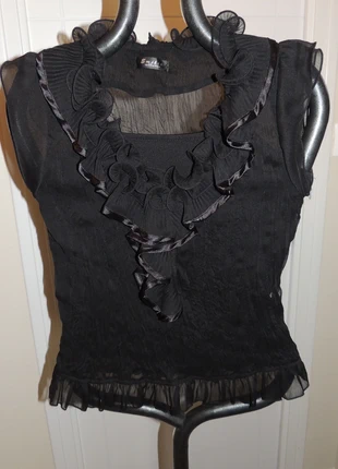 chemisier noir habillé "Emilie collection" + Top noir NEUF, marque: Emilie Collection, état: Neuf sans étiquette, taille: Taille unique, 20,00 €, 21,70 € Protection acheteurs incluse