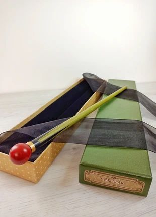 Wand Ollivander - Skender (Harry Potter), marque: Harry Potter, état: Très bon état, 30,00 €, 32,20 € Protection acheteurs (Pro) incluse