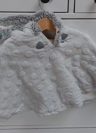 Poncho Okaidi 12-18 mois, marque: Okaïdi, état: Bon état, taille: 12-18 mois / 80 cm, 4,00 €, 4,90 € Protection acheteurs incluse