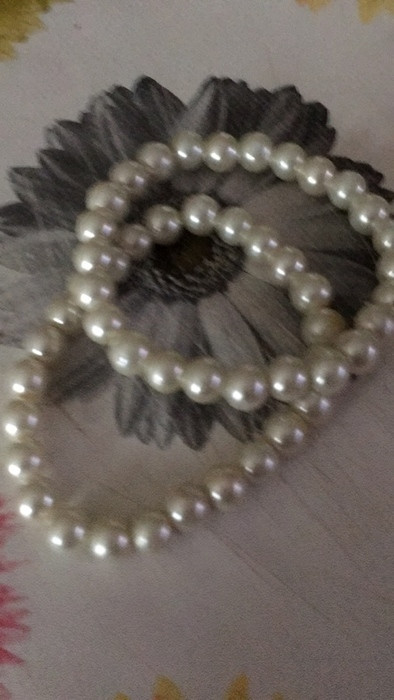 Lot de bracelet blanc  perle 2