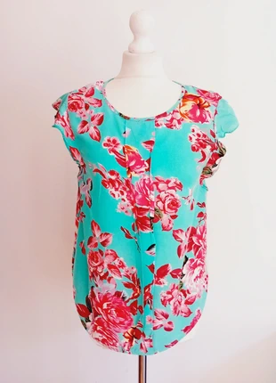 Haut turquoise à fleurs Pieces Taille 38, merk: Pieces, staat: Goed, maat: M / 38 / 10, € 3,50, € 4,38 inclusief Kopersbescherming