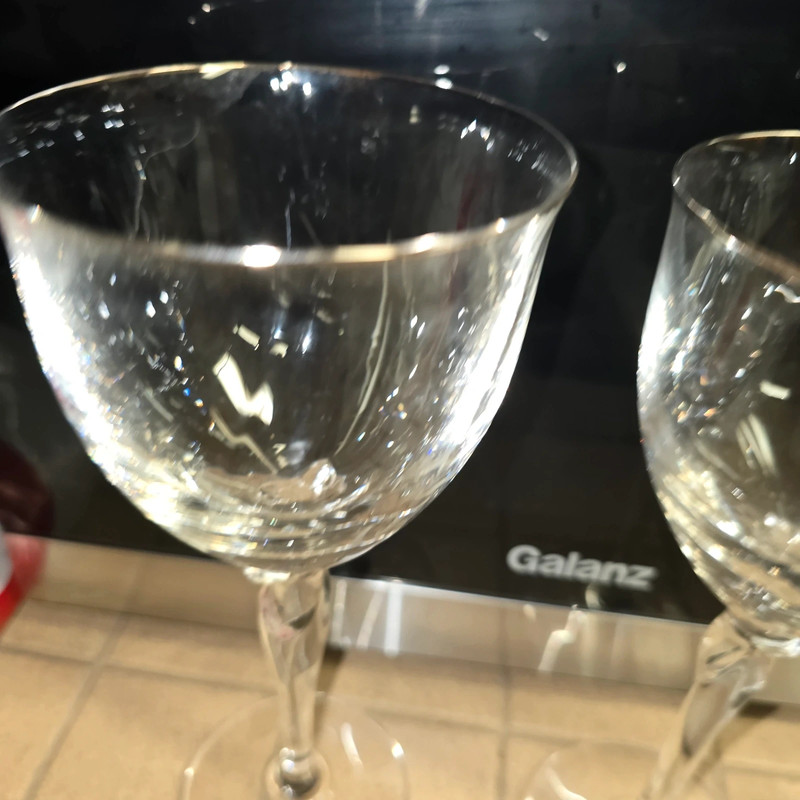 3 set of real crystal & real gold leaked edge wine glasses 2