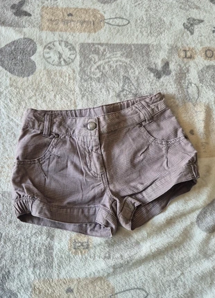 Short, merk: NKY, staat: Heel goed, maat: 6 jaar / 116 cm, € 1,00, € 1,75 inclusief Kopersbescherming