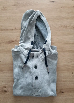 Pull gris capuche - Devred - Très bon état - XL, marque: Devred, état: Très bon état, taille: XL, 2,50 €, 3,33 € Protection acheteurs incluse