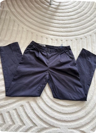 Pantalon Jil Sander Femme T38 coupe droite Made in Italy - Coton & Élasthanne, marke: Jil Sander, zustand: Sehr gut, größe: M / 38 / 10, 15,00 €, 16,45 € beinhaltet Vinted-Käuferschutz Pro